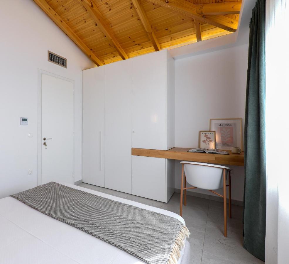 Apartment Lithos Retreat 2